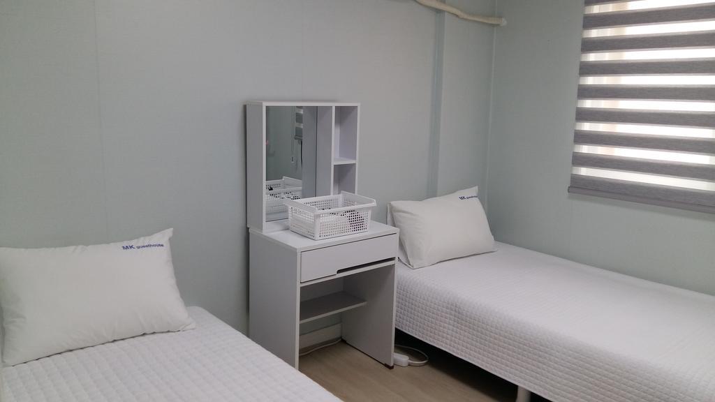 Mk Guesthouse ปูซาน ภายนอก รูปภาพ